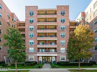 20 Church St APT B6, Greenwich, CT 06830