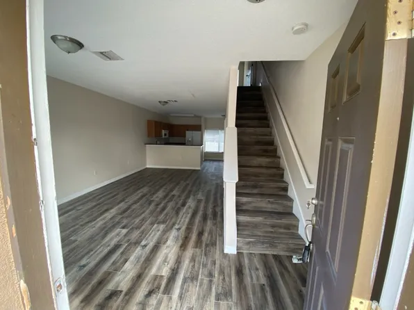 3855 74th Way N, Saint Petersburg, FL 33709