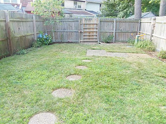 2nd image of 4512 Saint John Ct
