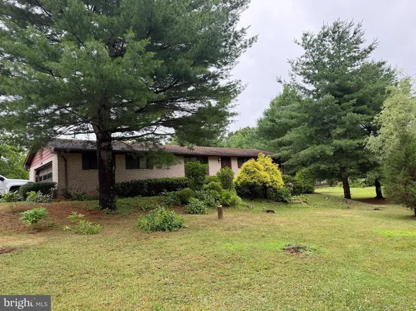 640 Layfield Rd, Perkiomenville, PA 18074