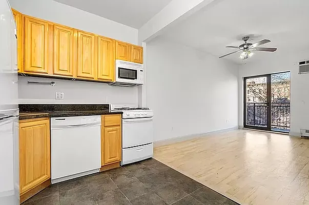 Rented by REAL New York | media 6