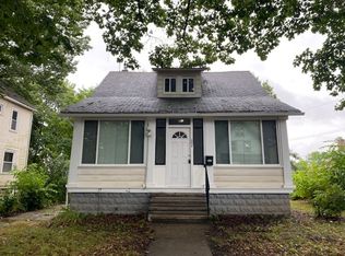 484 Hammel St, Akron, OH 44306