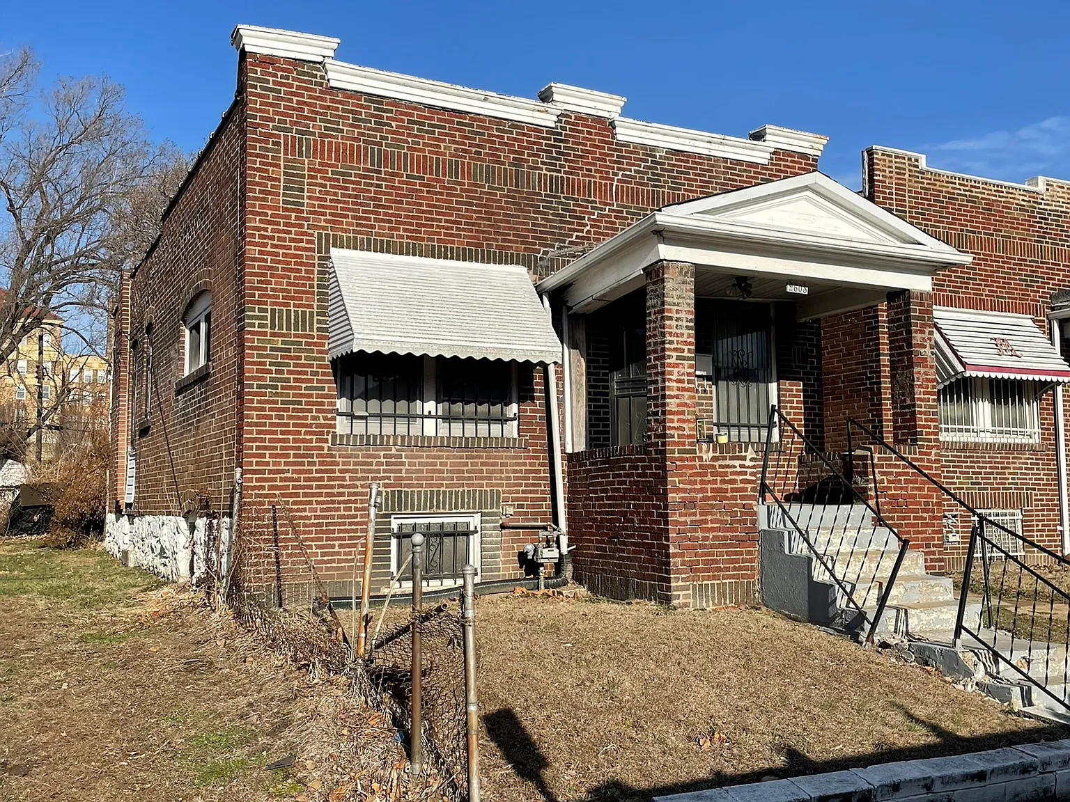 2 bed, 945 sqft, $895 — Photo 1