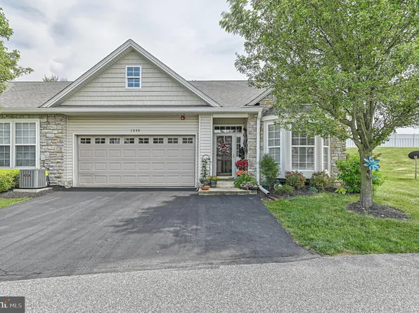 1509 S Marshview Rd #1509, Stewartstown, PA 17363