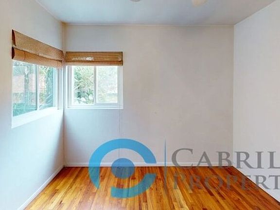3rd image of 3552 38th St