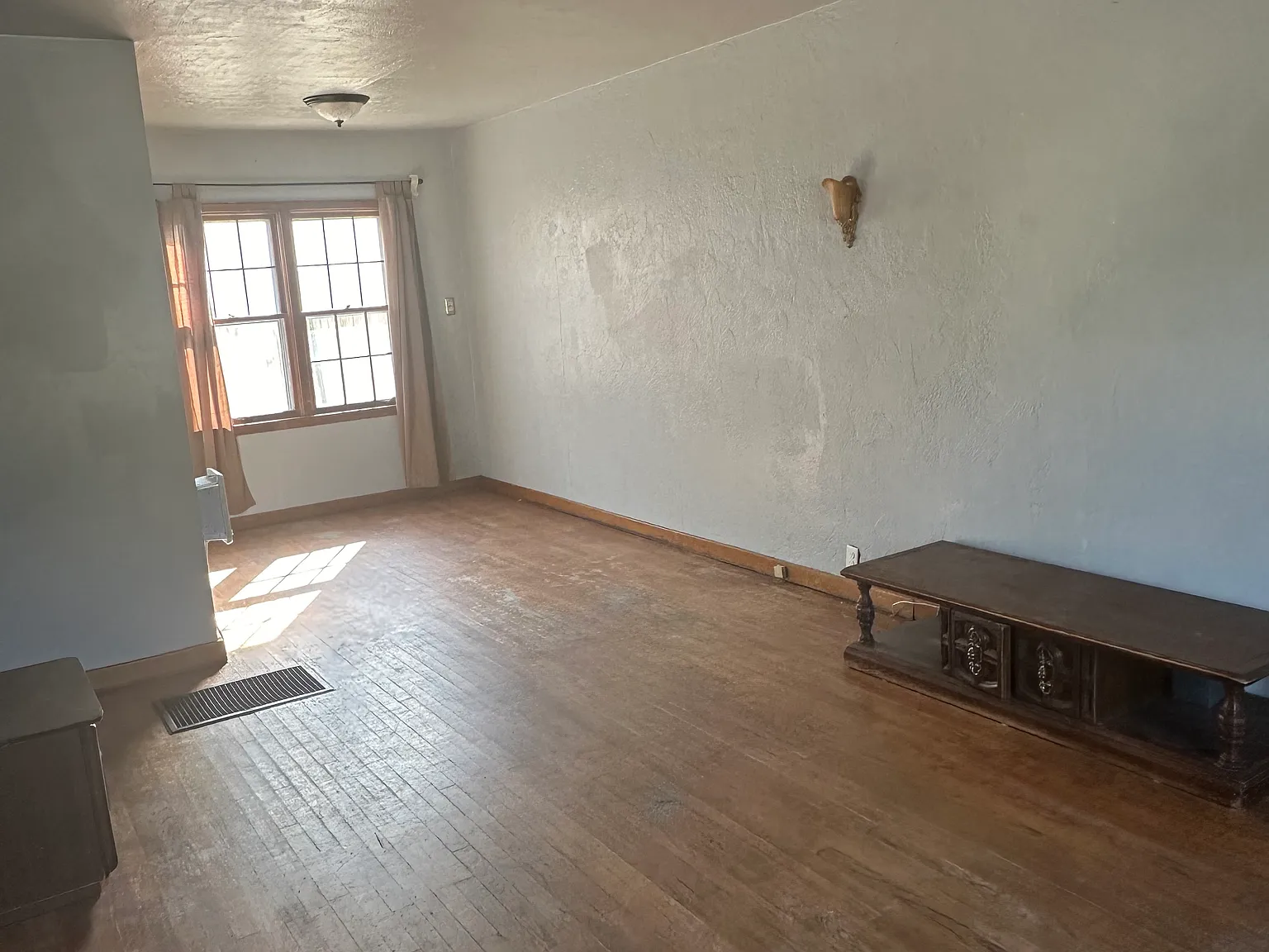 2 bed, 1200 sqft, $875 — Photo 4
