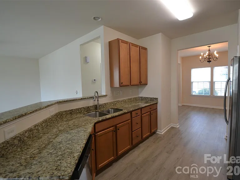16208 Murphey Trail Ln — Photo 9