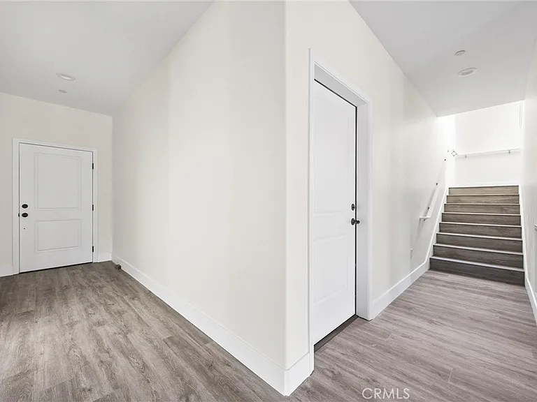 1813 Woodland Dr — Photo 15