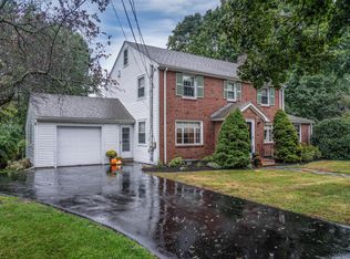 15 Stanley Rd, Newton, MA 02468