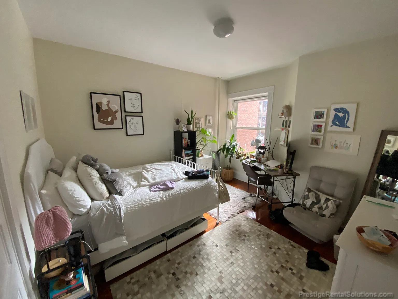 2 bed, 1050 sqft, $3,145 — Photo 4