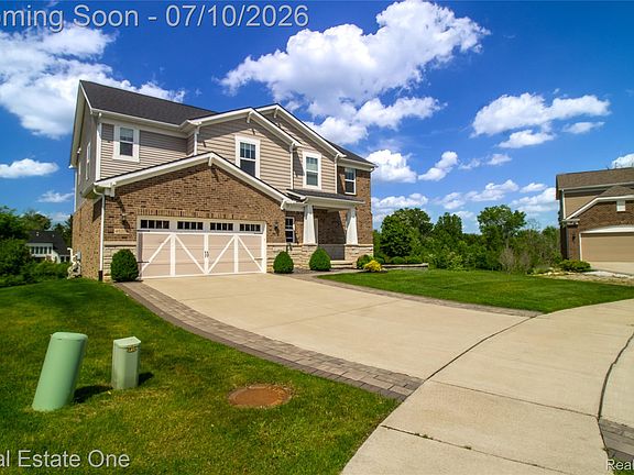 2nd image of 45204 Preserve Ct