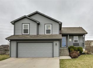685 S Cypress St, Gardner, KS 66030