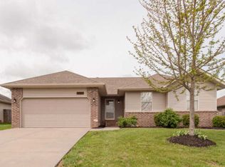 755 S Brecklyn Rd, Springfield, MO 65802