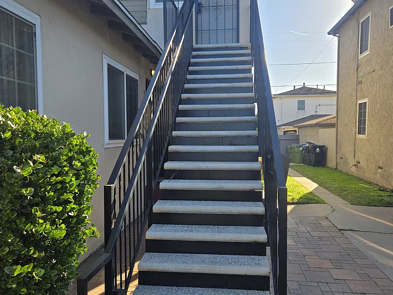 9008 Ramsgate Ave #9010 — Photo 2
