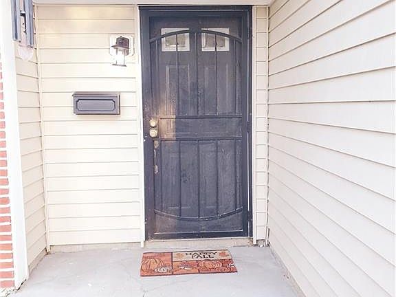 3rd image of 2709 Hyche Ave