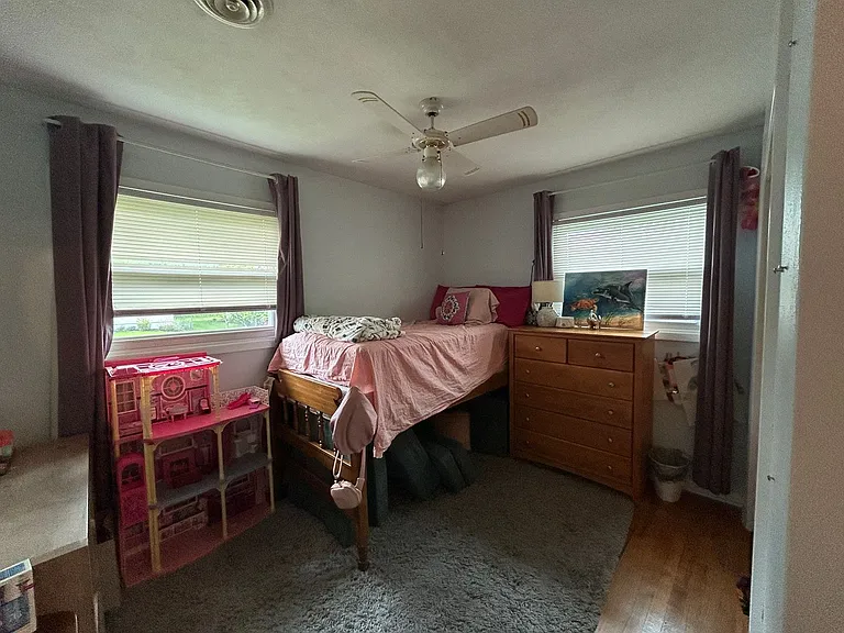 1449 Harris St — Photo 16