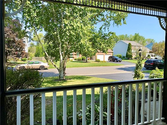4th image of 4214 Streamwood Dr