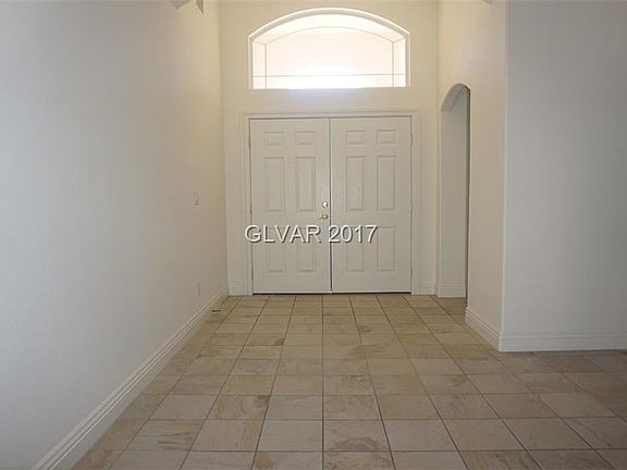 4th image of 7095 Wild Wave Dr