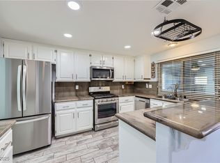 263 Baring Cross St, Henderson, NV 89074