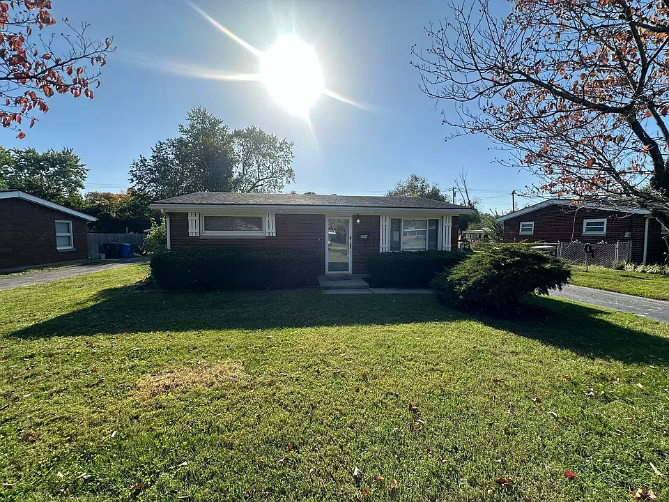284 Mockingbird Ln