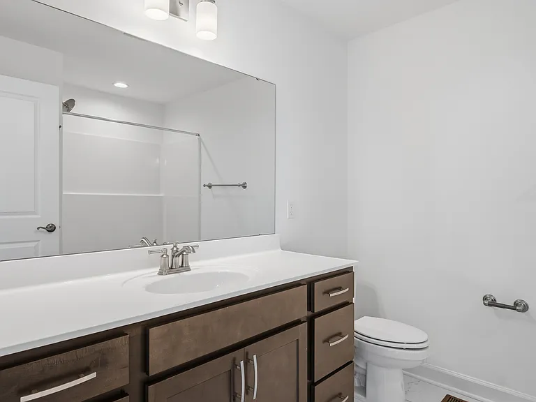 1053 Balsam Ln — Photo 21