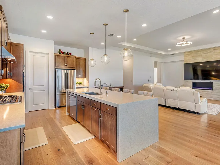279 Bismarck Palm Rd — Photo 12