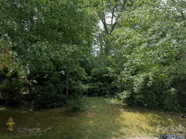 21 Ozark Spring Ln #9, Asheville, NC 28805