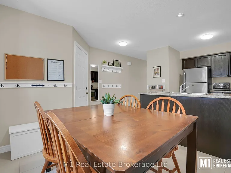 15 Carere Cres #46B — Photo 14