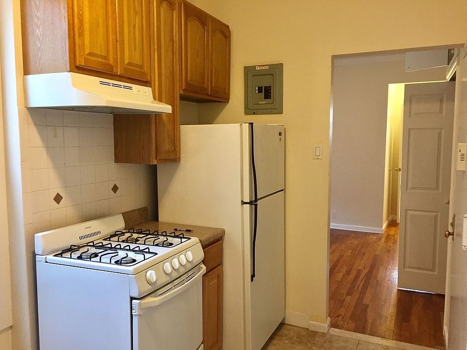 1st image of 44-04 30th Ave #3L
