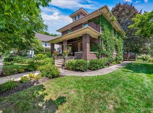 437 S 2nd St, Dundee, IL 60118