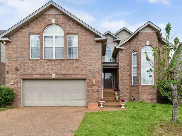 5512 Oak Chase Dr, Antioch, TN 37013