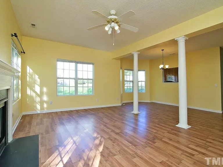 2841 Gross Ave — Photo 8