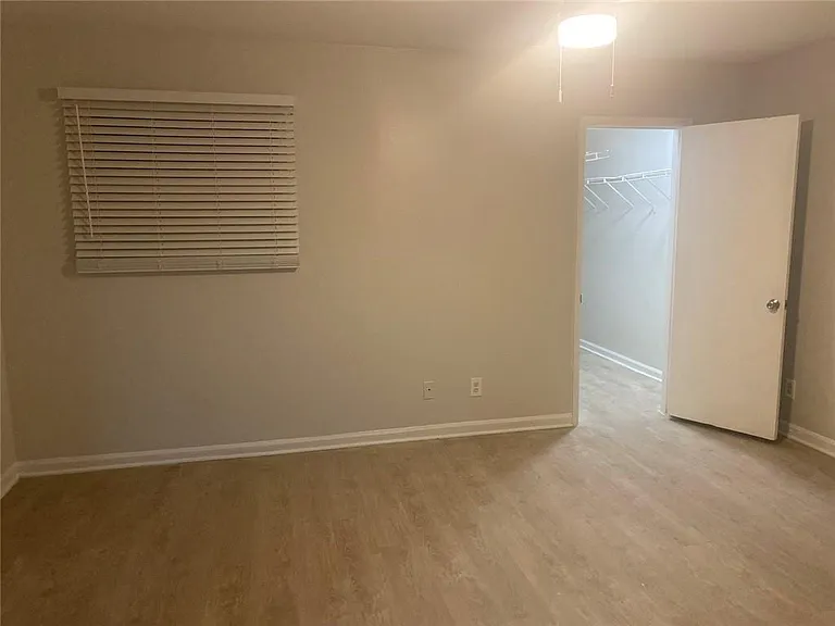6368 Baker Ct — Photo 8