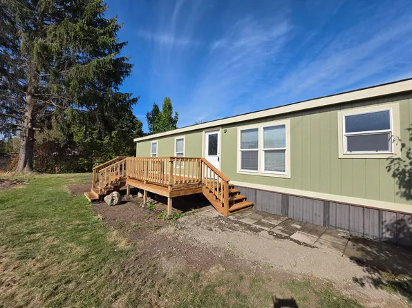 Honeysuckle Mobile Home Park (Neufeld Rd.), 8946-9123 N Neufeld Rd #1-13-1, Hayden, ID 83835
