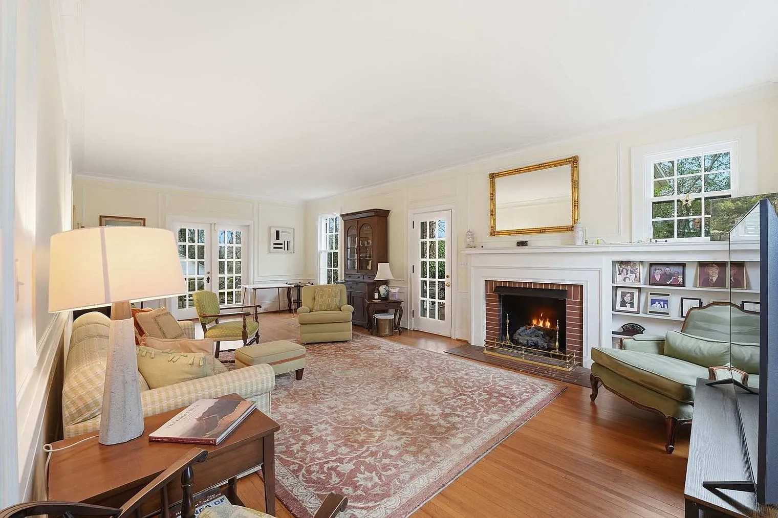 5 bed, 3.0 bath, 2507 sqft, $7,574 — Photo 1