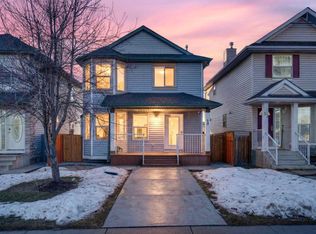 49 Taravista Way NE, Calgary, AB T3J 4K1