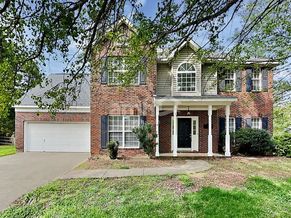 136 Currituck Ct, Mooresville, NC 28117