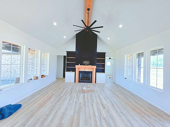 2nd image of 81 Ranch Rd