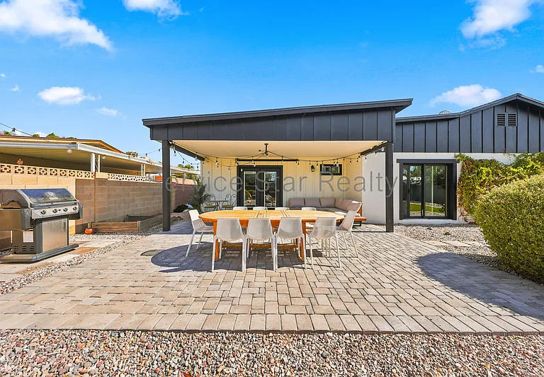 2162 E Concorda Dr — Photo 46