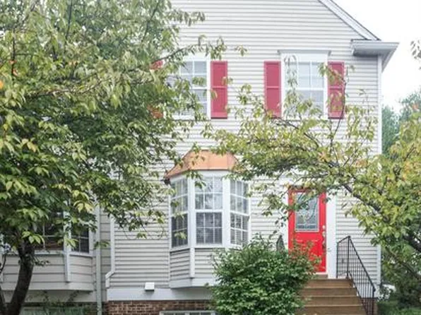 4142 Winter Harbor Ct Suite 126A, Chantilly, VA 20151