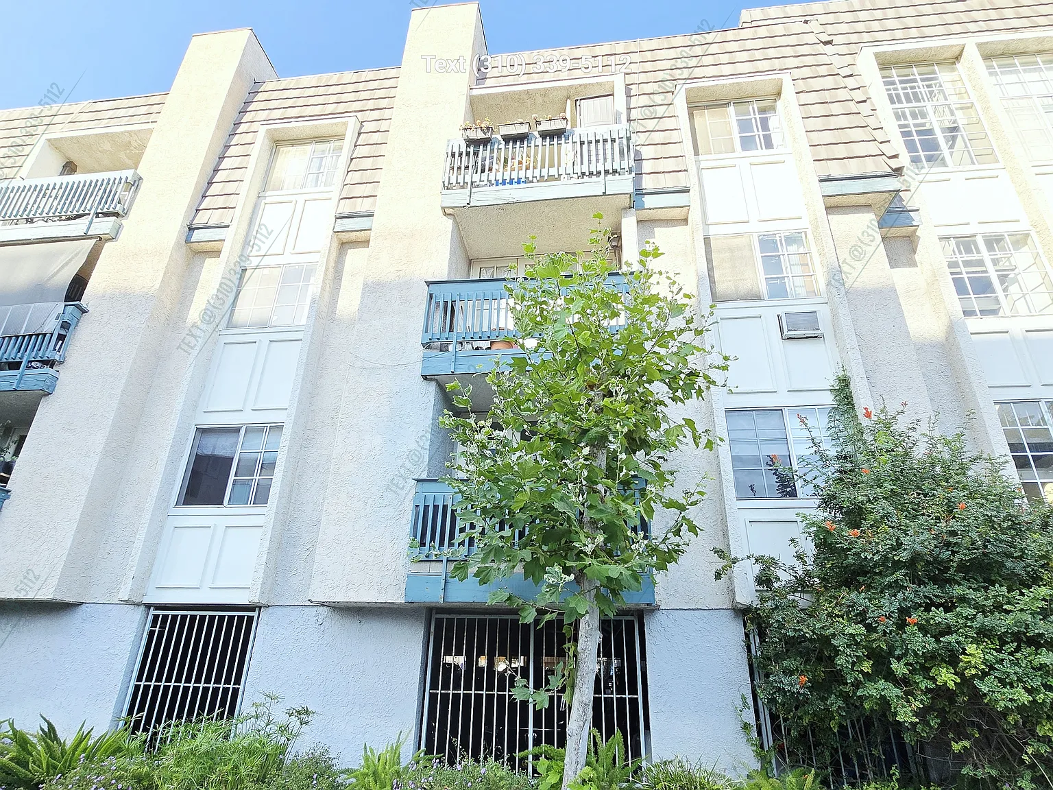 2 bed, 1009 sqft, $2,745 — Photo 2