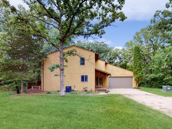 21375 Old Windsor Rd, Welch, MN 55089