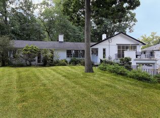 277 Indian Trl, Mountainside, NJ 07092