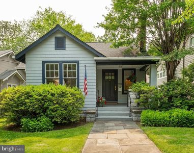 4436 49th St NW, Washington, DC, 20016