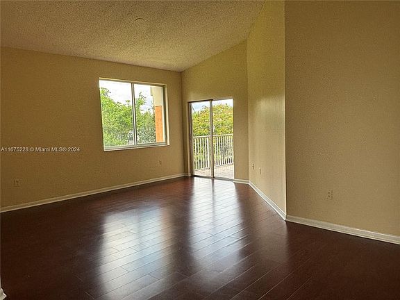 5th image of 6976 SW 39th St APT G201