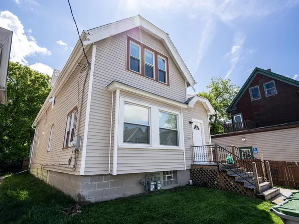 1424 South 20th STREET, Milwaukee, WI 53204