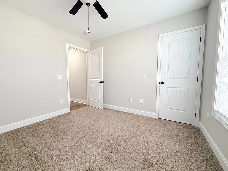 109 Westfield Ct — Photo 25