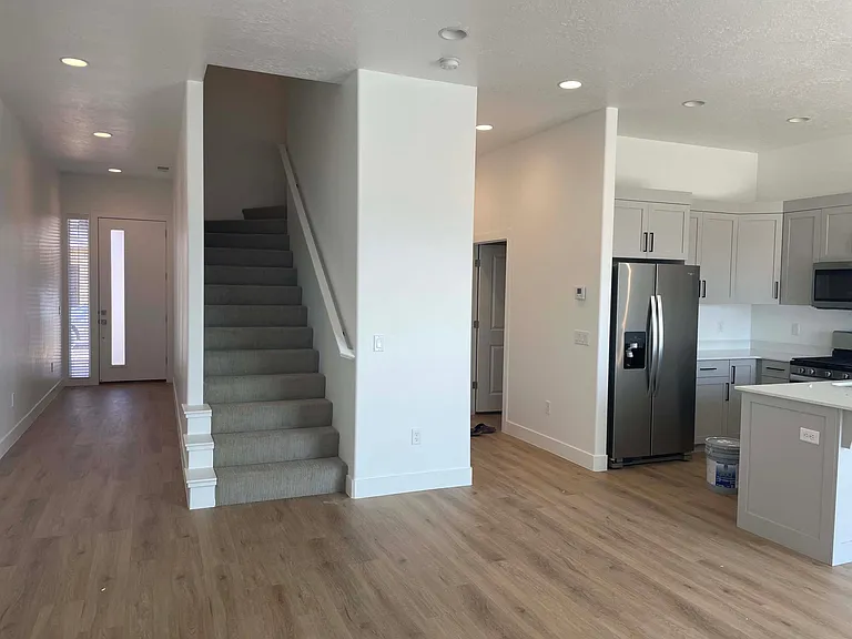 2685 E Rain Tree St — Photo 3