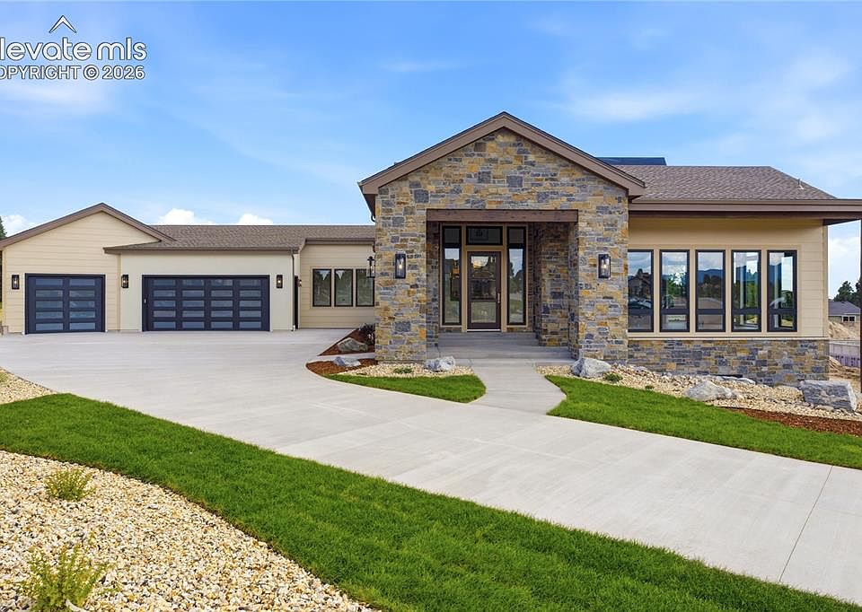 1st image of 390 Silver Rock Pl
