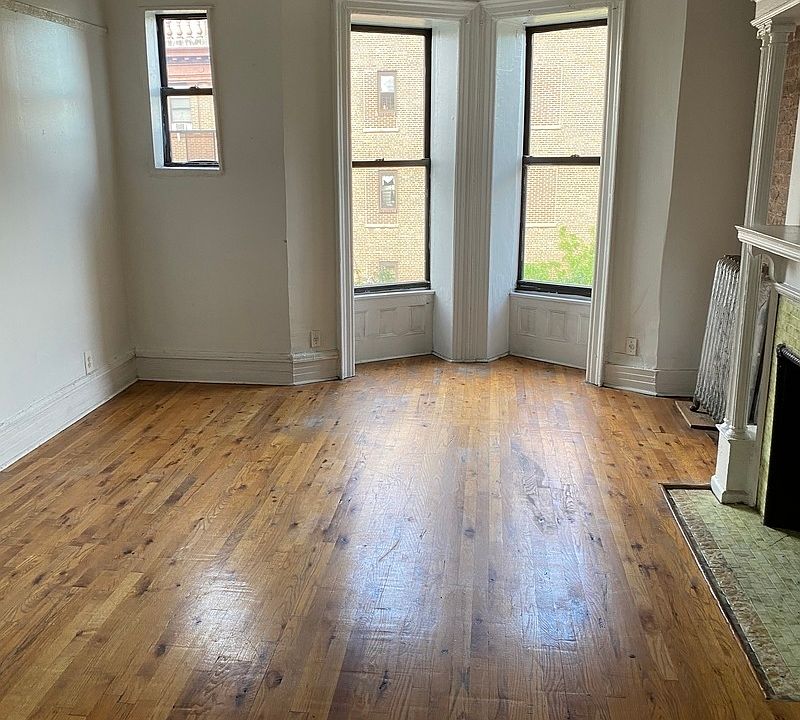 1st image of 832 Washington Ave APT 3L